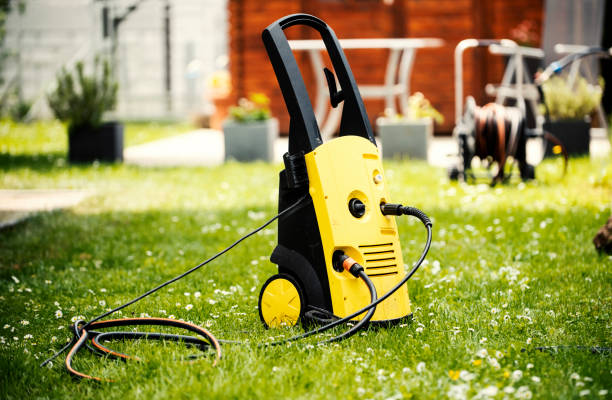 Best Playground Equipment Cleaning  in Mooreville, MS